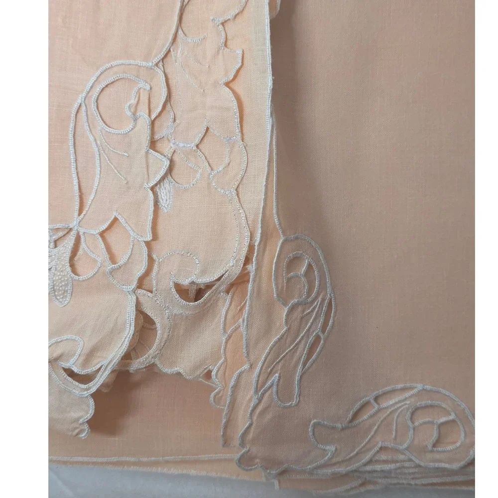 Vintage Johnston's Inc Peach Linen Tablecloth Napkin Set Cutwork Embroidery‎